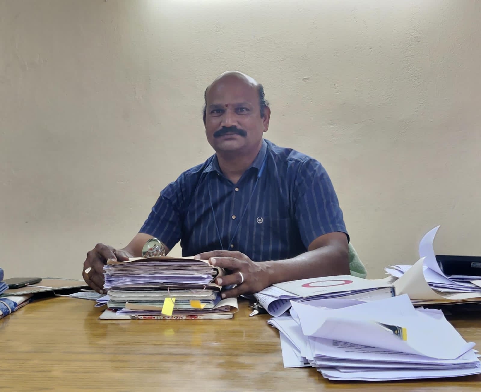 நூறுநாள் வேலை திட்டத்தில் 10 லட்சம் முறைகேடு, ஊராட்சி பொறுப்பாளர்கள் மீது நடவடிக்கை !