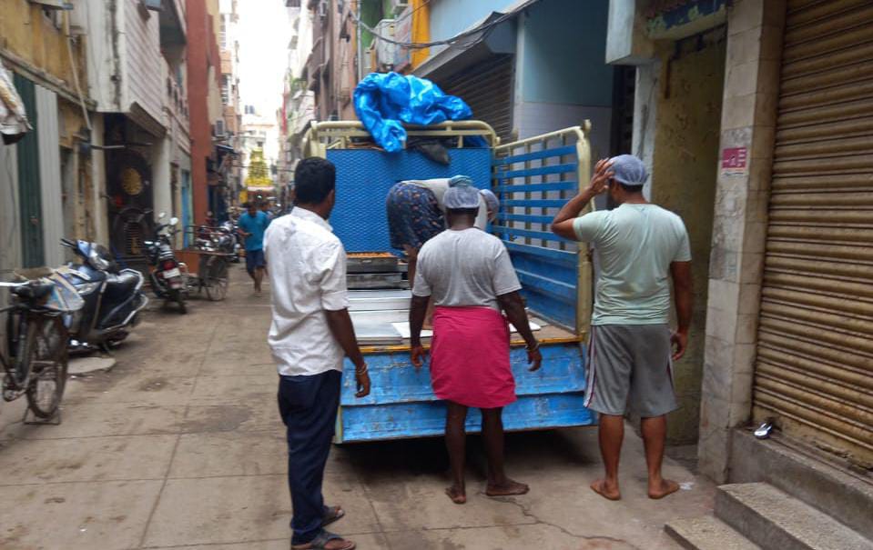 பிரபல ஸ்வீட் கடைகளில்… சுகாதாரத்துறை அதிகாரிகள் கவனத்திற்கு