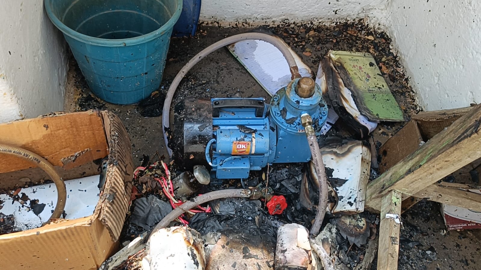 பல்லடத்தில் சட்டவிரோத சிலிண்டர் தொழிற்சாலையில் தீ விபத்து – 2 பேர் படுகாயம் !