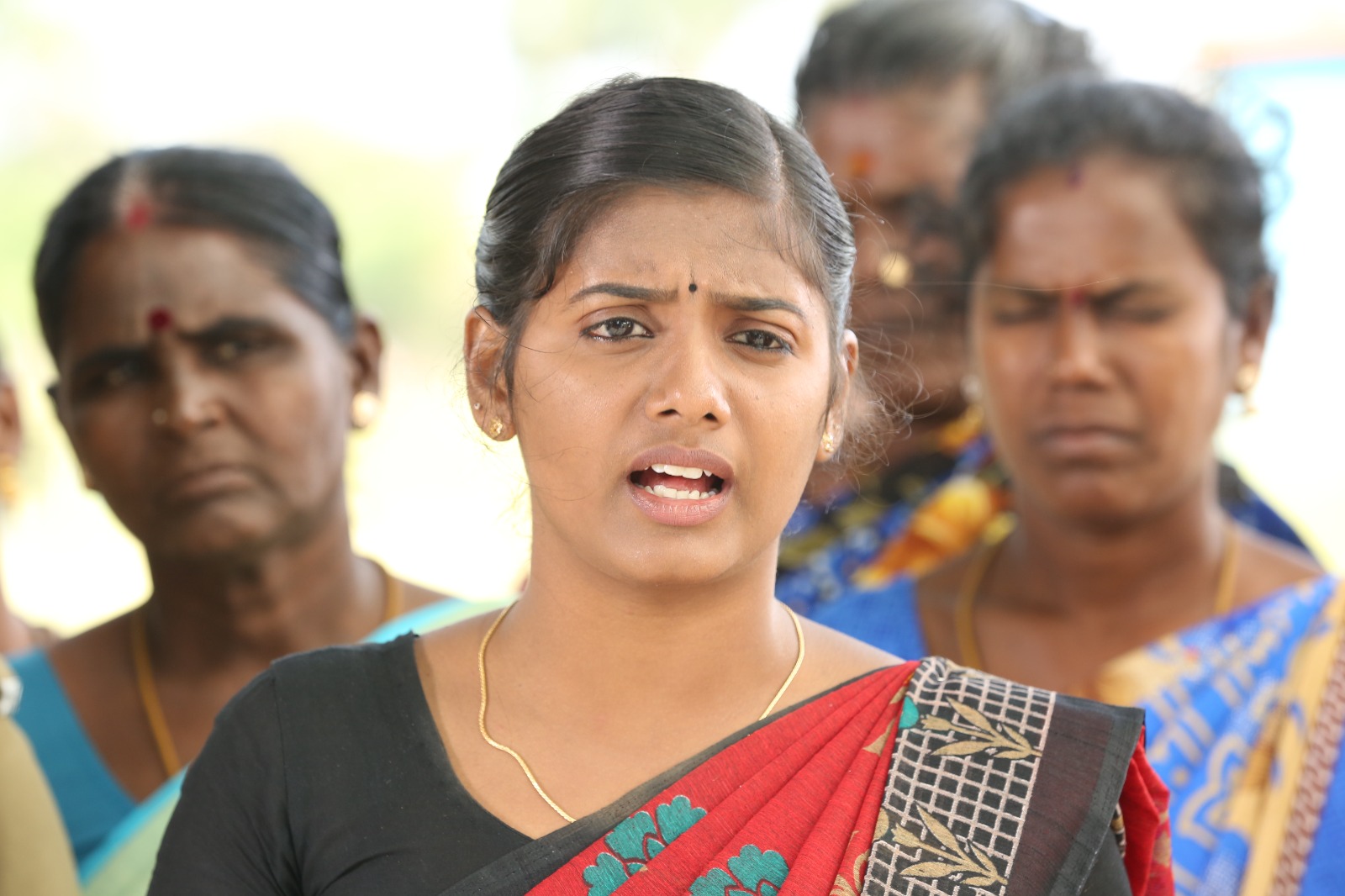 “நாளை நமதே” படத்தின் விமர்சனம்