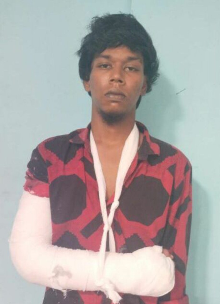 திருநங்கைக்கு பாலியல் சீண்டல் ! கோஷ்டி தகராறில் வெட்டுக்குத்து !