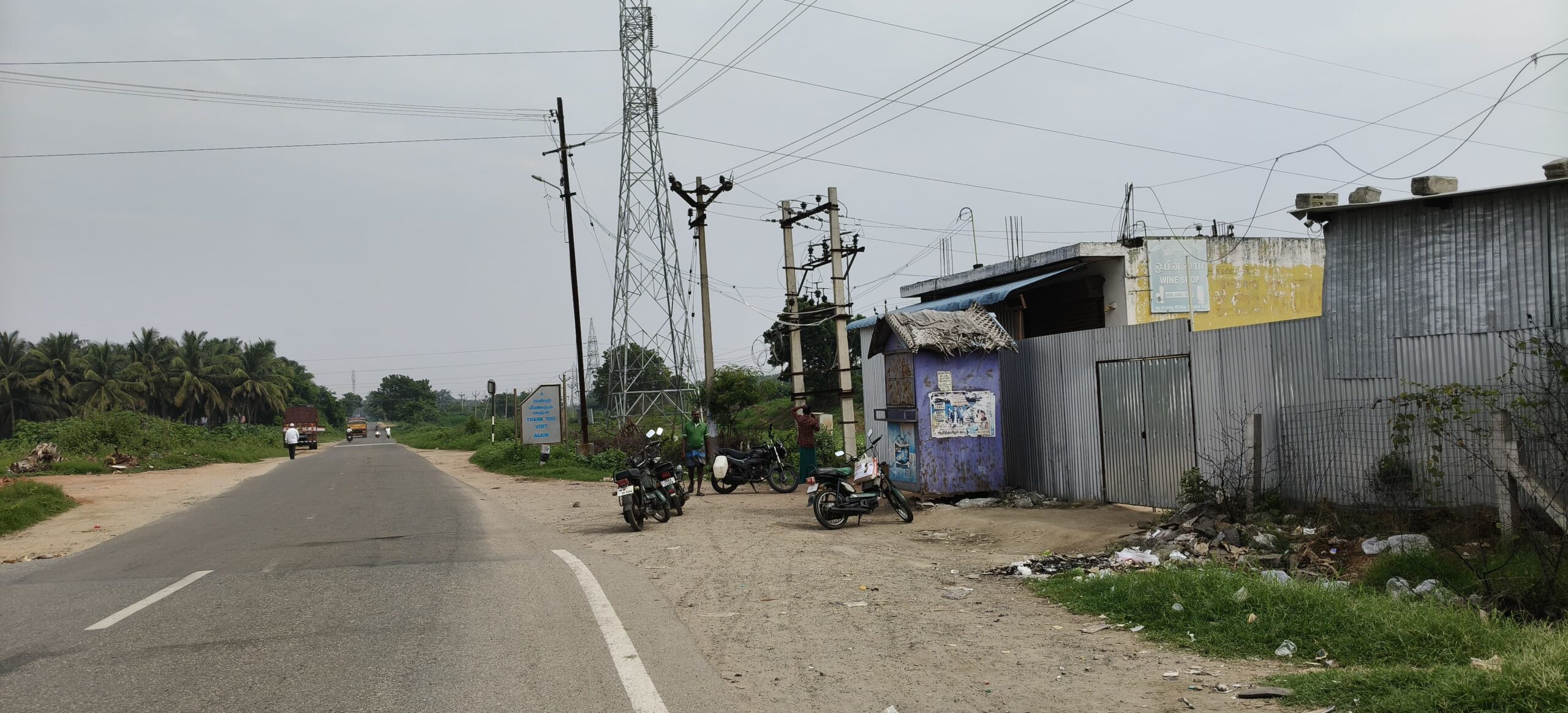 மதுவிலக்கு போலீசார் துணையோடு.. கள்ளச்சந்தையில் கன ஜோராக நடைபெறும் மது விற்பனை !